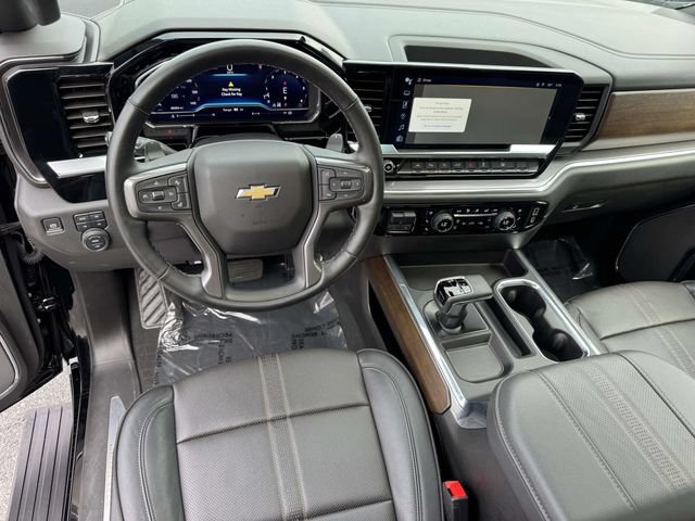 Used 2024 Chevrolet Silverado 1500 High Country w/ High Country Premium Package AWD/4WD image 20