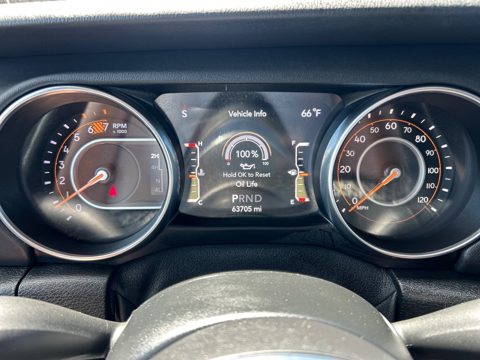 Used 2020 Jeep Wrangler Unlimited Sahara AWD/4WD image 26