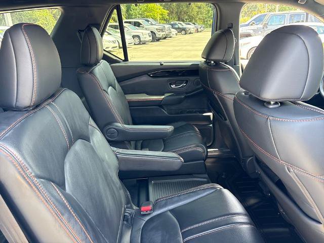 Used 2023 Honda Pilot TrailSport image 28