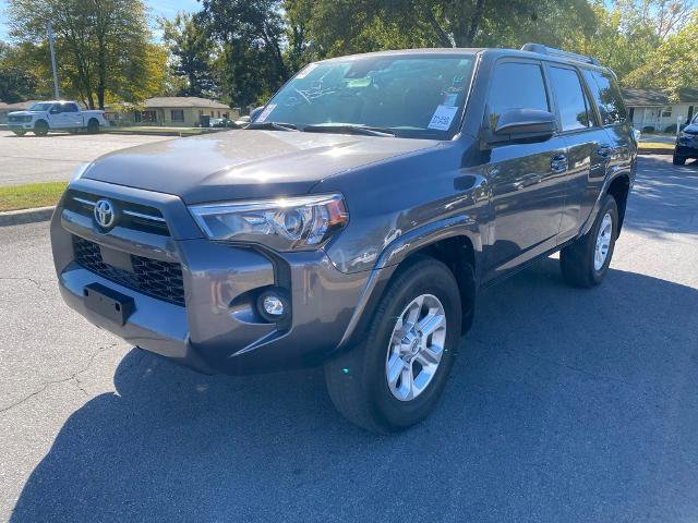 Used 2022 Toyota 4Runner SR5 image 3