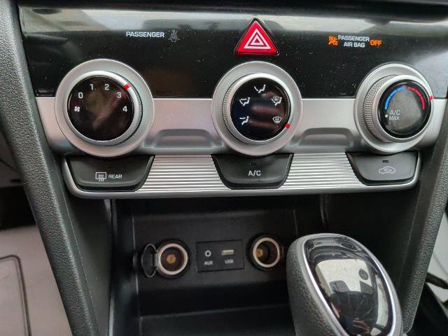 Used 2019 Hyundai Elantra SE w/ Cargo Package image 21