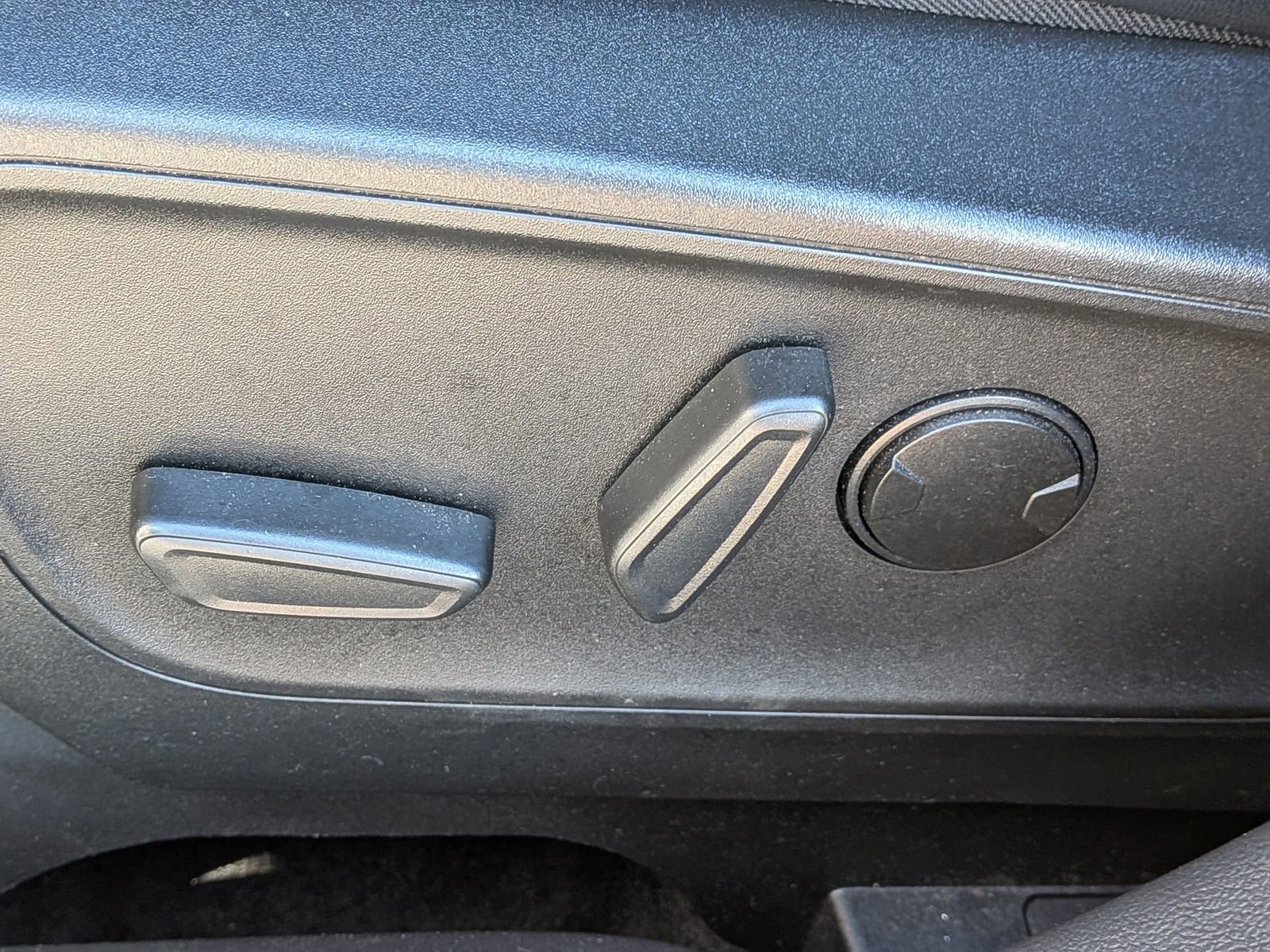 Certified 2023 Ford Escape ST-Line Select w/ Tech Pack #1 image 23