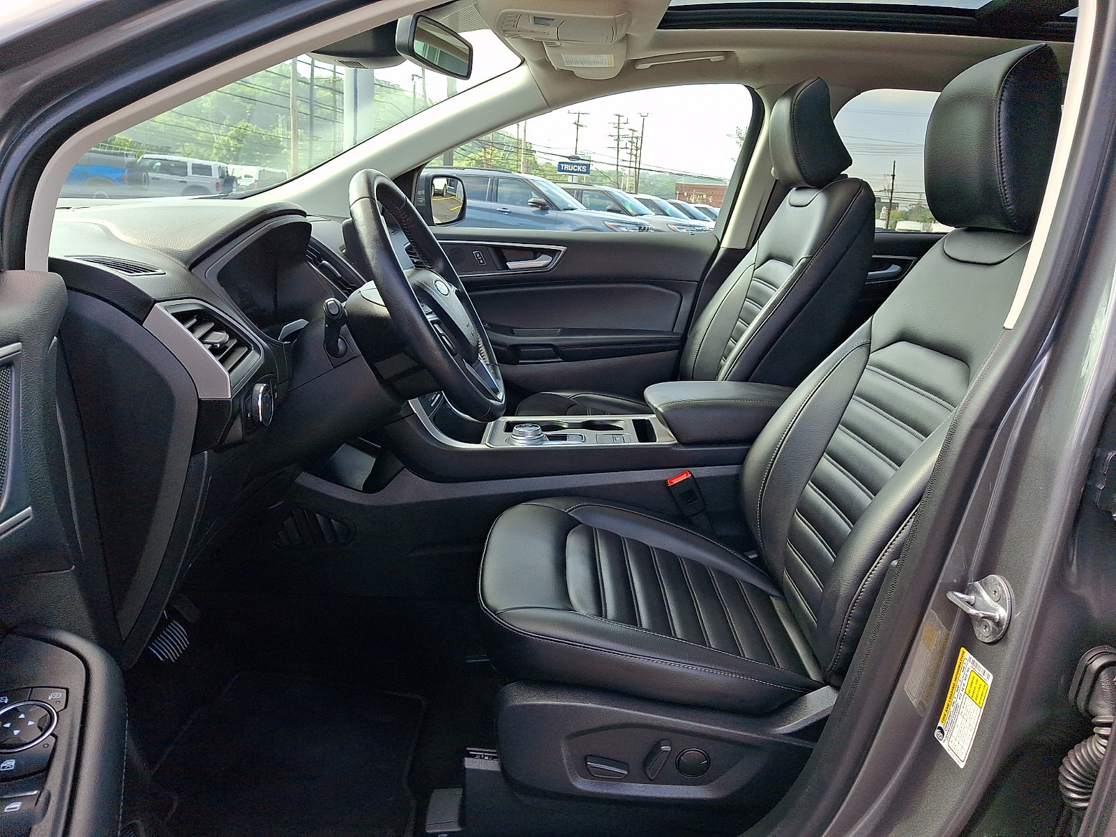Certified 2024 Ford Edge SEL w/ Convenience Package AWD/4WD image 13