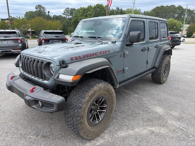 Used 2024 Jeep Wrangler Unlimited Rubicon w/ XTREMEE 35" Tire Package AWD/4WD image 3