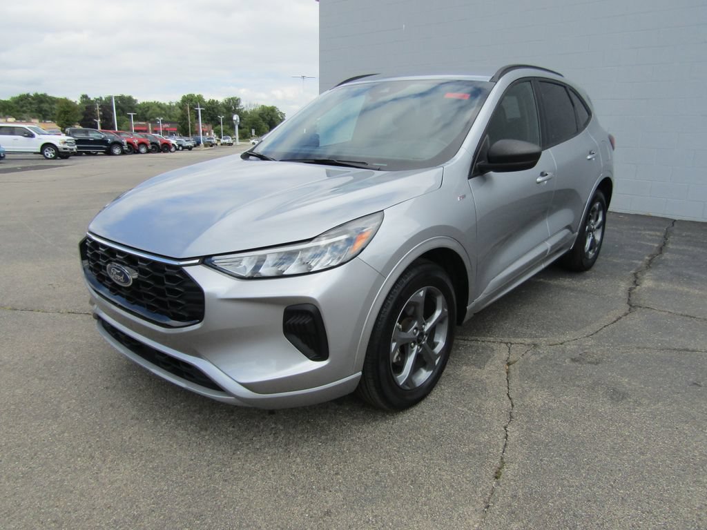 Certified 2023 Ford Escape ST-Line w/ Tech Pack #1 AWD/4WD image 31