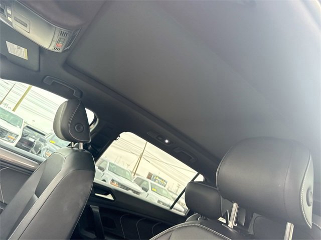 Used 2024 Volkswagen Tiguan SE R-Line w/ MDO Package, Three-Row image 21