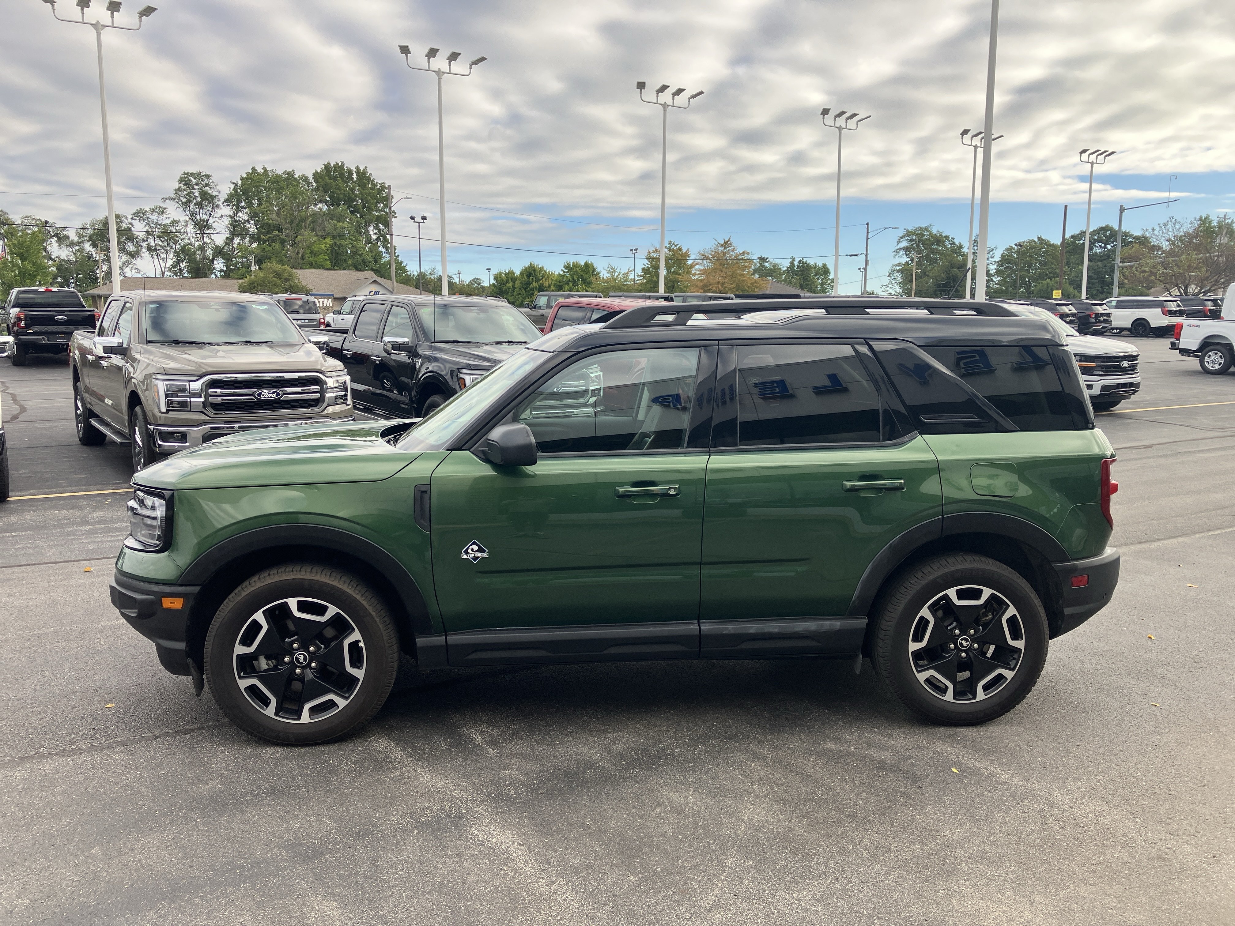 Certified 2024 Ford Bronco Sport Outer Banks w/ Tech Package AWD/4WD image 4