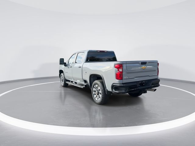Used 2024 Chevrolet Silverado 2500 Custom w/ Custom Value Package AWD/4WD image 6