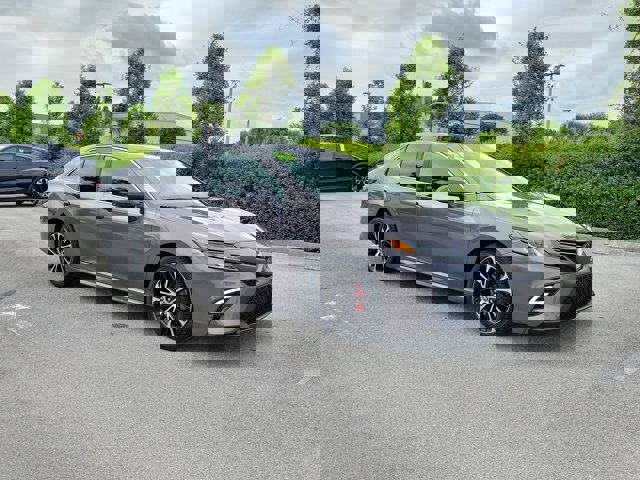 Used 2020 Toyota Camry SE FWD image 31