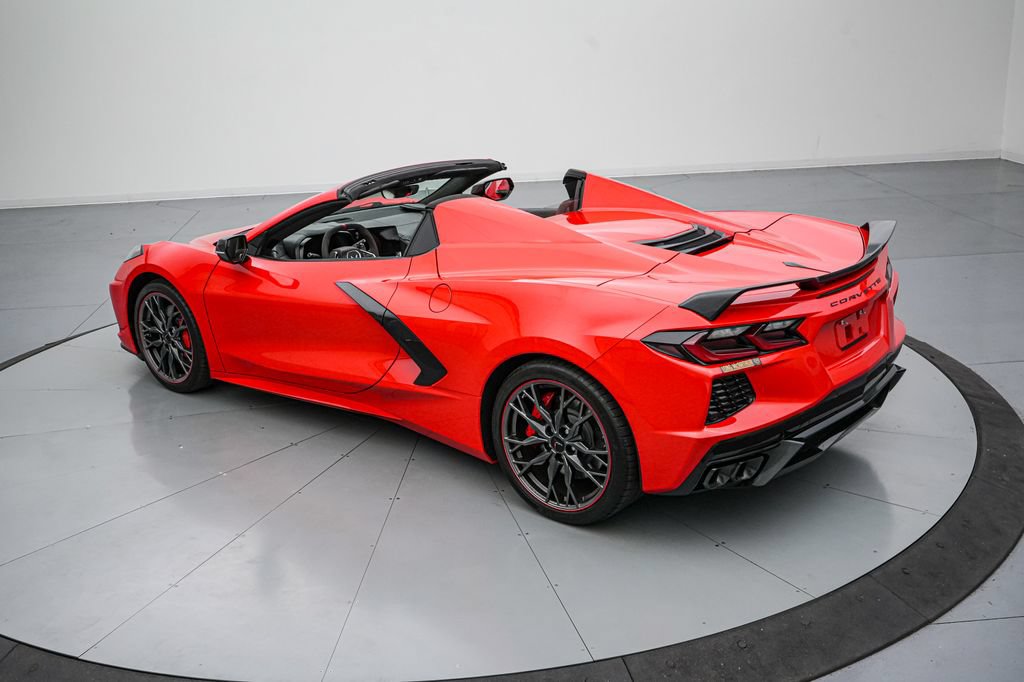 Used 2023 Chevrolet Corvette Stingray Premium Conv w/ Z51 Performance Package RWD image 6