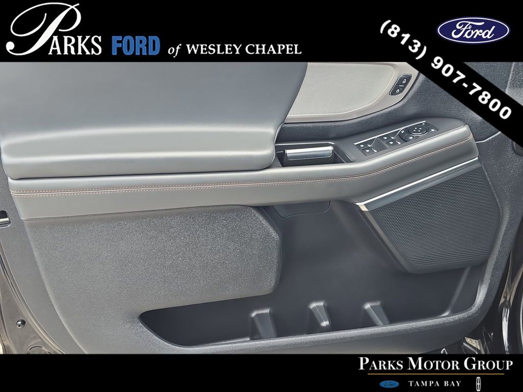 Certified 2025 Ford Expedition Active image 18