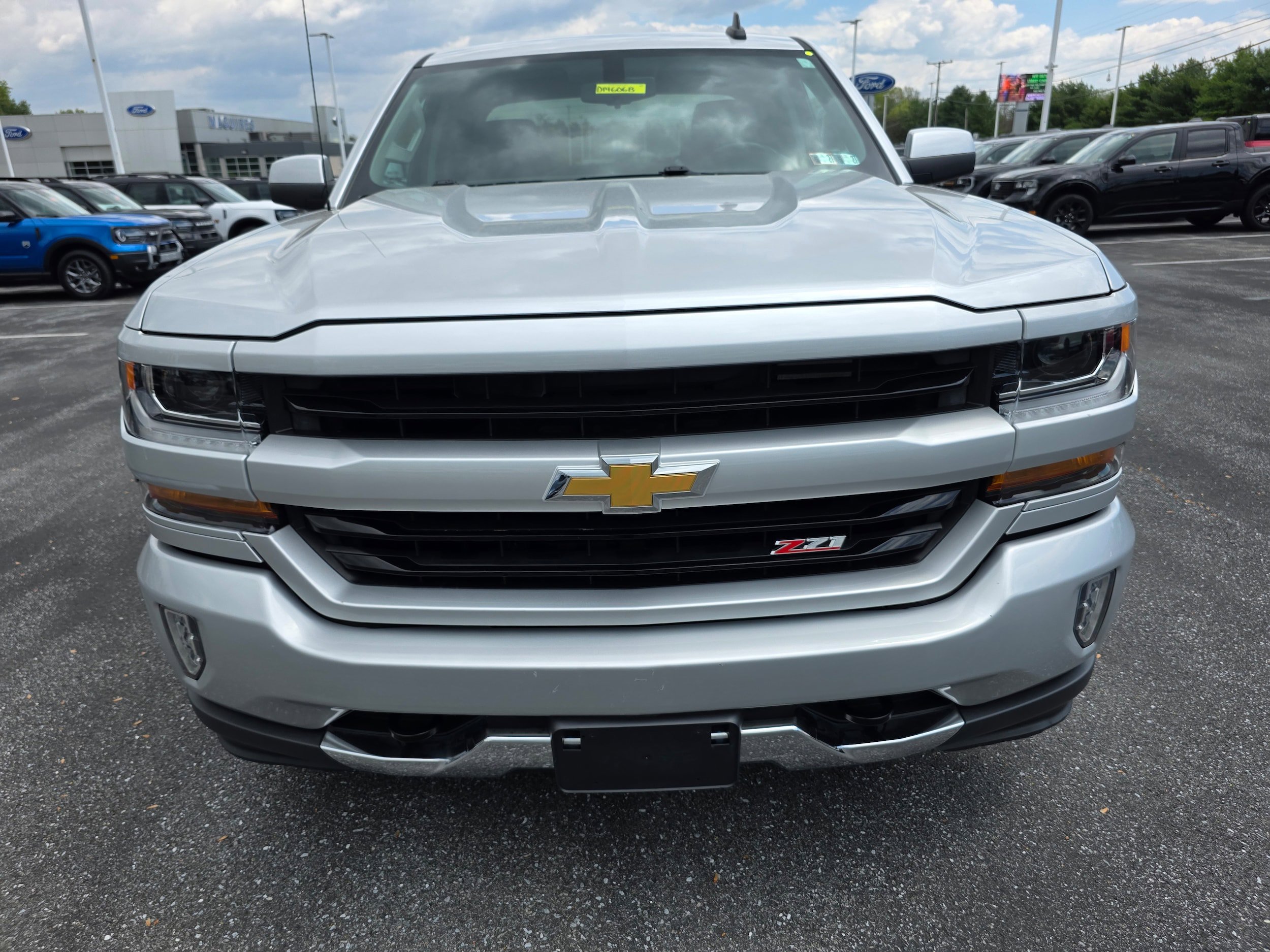 Used 2019 Chevrolet Silverado 1500 LT w/ All Star Edition AWD/4WD image 8