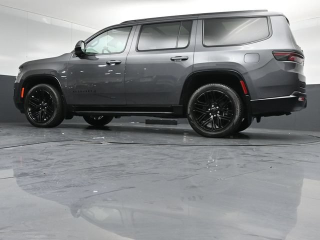 Used 2023 Jeep Wagoneer Series II AWD/4WD image 42