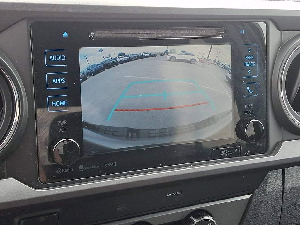 Used 2019 Toyota Tacoma TRD Off-Road AWD/4WD image 18