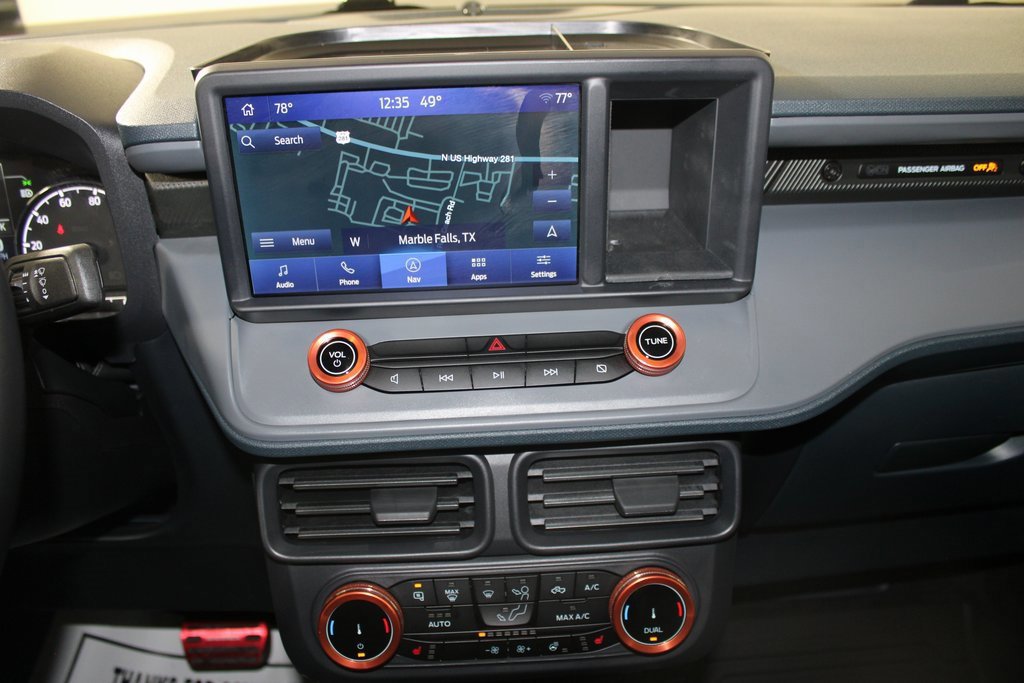 Certified 2024 Ford Maverick Lariat w/ Black Appearance Package image 9