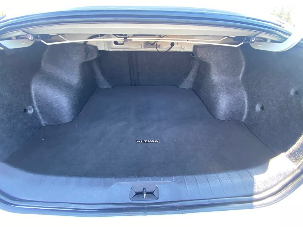 Used 2023 Nissan Altima 2.5 S FWD image 27