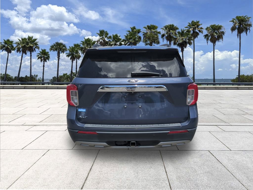 Certified 2021 Ford Explorer XLT w/ Equipment Group 202A RWD image 6