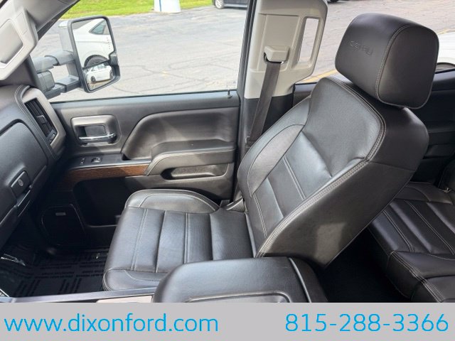 Used 2019 GMC Sierra 3500 Denali AWD/4WD image 22