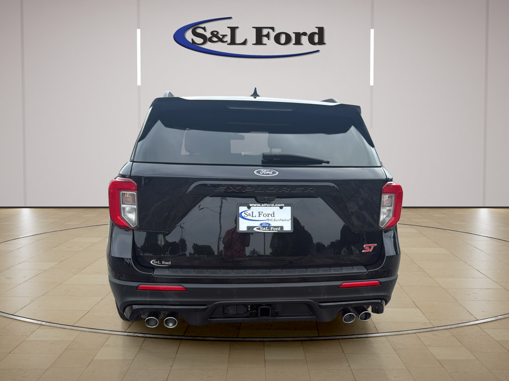 Certified 2023 Ford Explorer ST w/ Technology Package AWD/4WD image 6