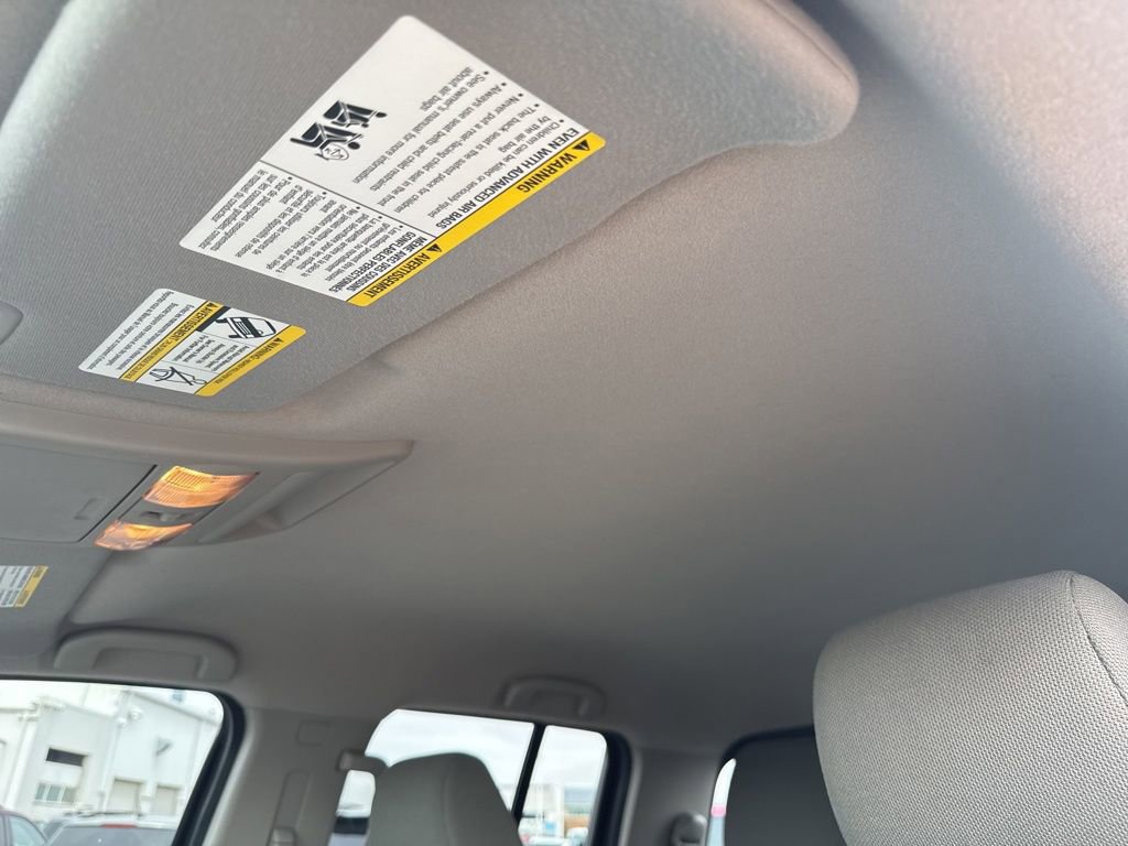 Used 2020 Nissan Frontier SV image 40