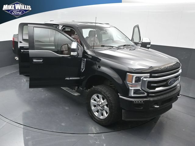 Certified 2022 Ford F250 Platinum w/ FX4 Off-Road Package AWD/4WD image 25