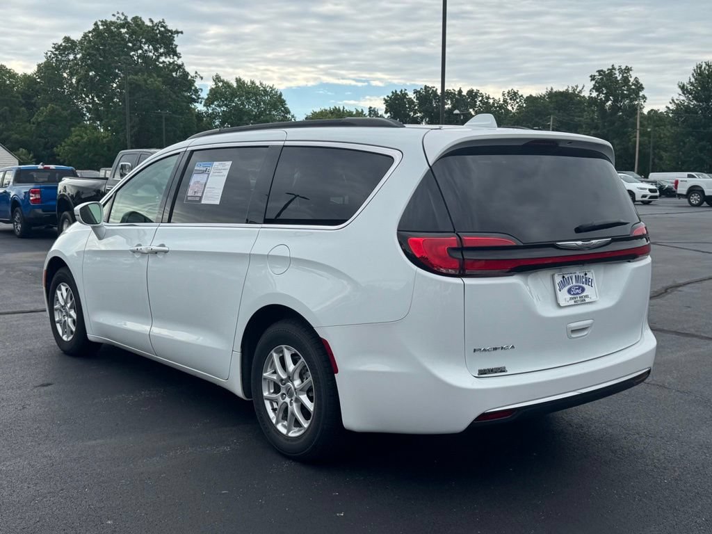 Used 2022 Chrysler Pacifica Touring-L FWD image 27