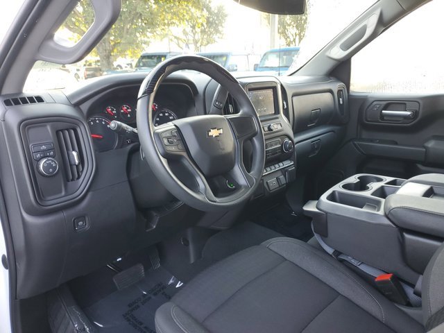Used 2023 Chevrolet Silverado 1500 Custom image 14