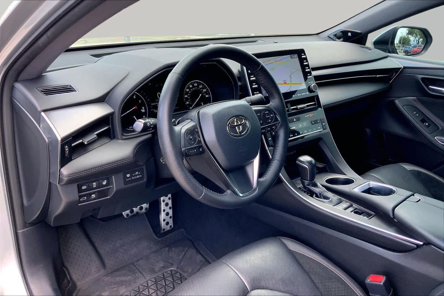 Used 2021 Toyota Avalon Touring FWD image 18