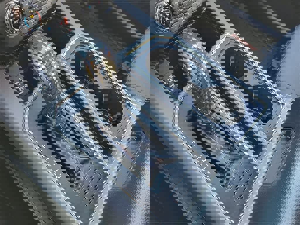 Certified 2018 Ford F150 Raptor w/ Equipment Group 802A Luxury image 18