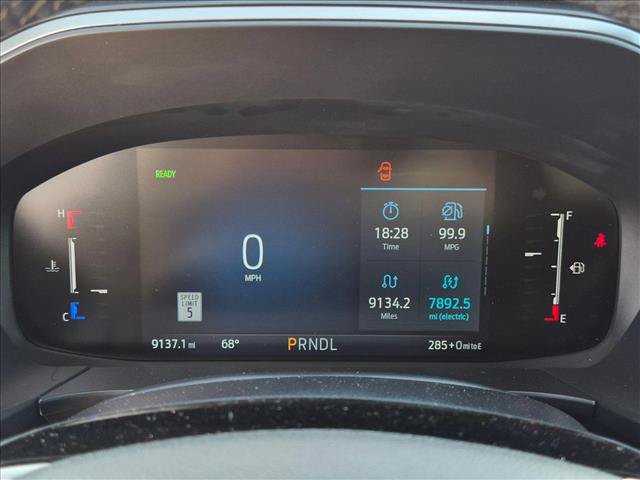 Certified 2025 Ford Escape SE FWD image 11