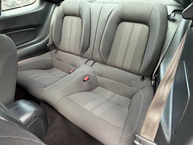 Certified 2019 Ford Mustang Coupe RWD image 7