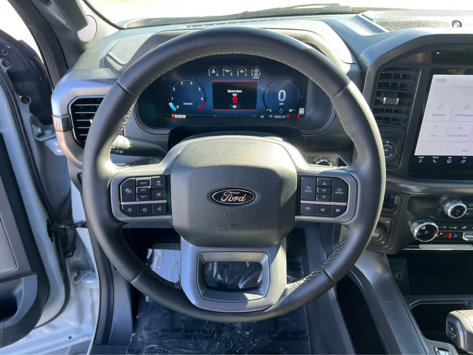 Certified 2025 Ford F150 Lariat image 37