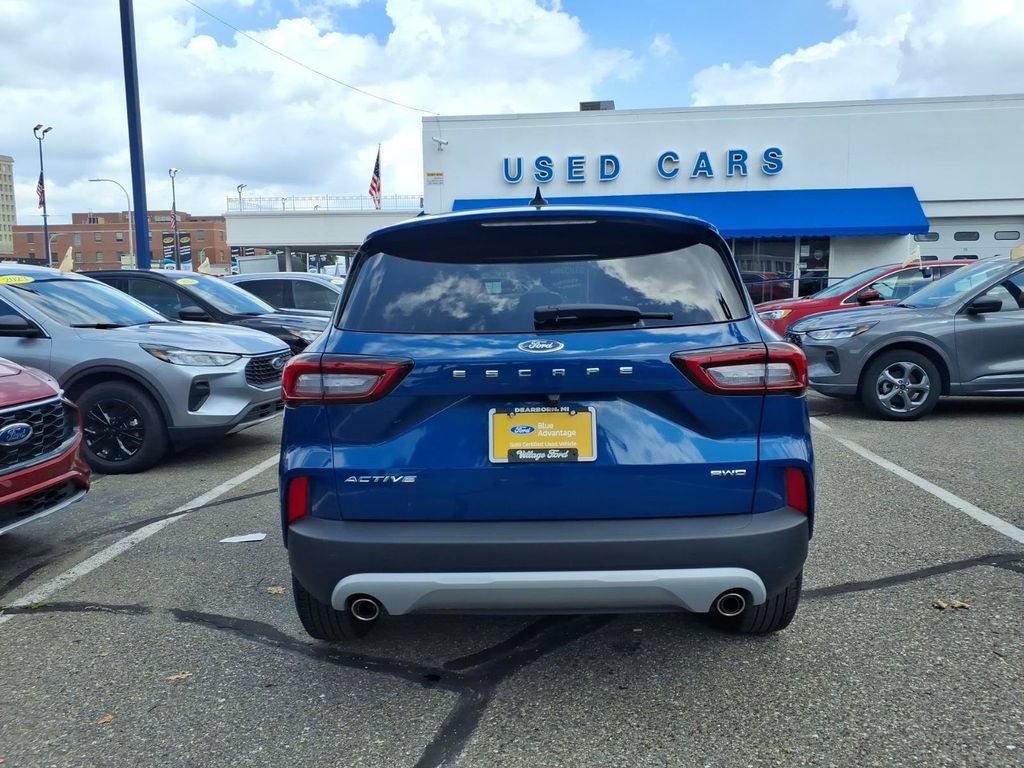 Certified 2023 Ford Escape Active AWD/4WD image 6