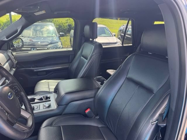 Certified 2019 Ford Expedition XLT w/ Equipment Group 202A AWD/4WD image 11