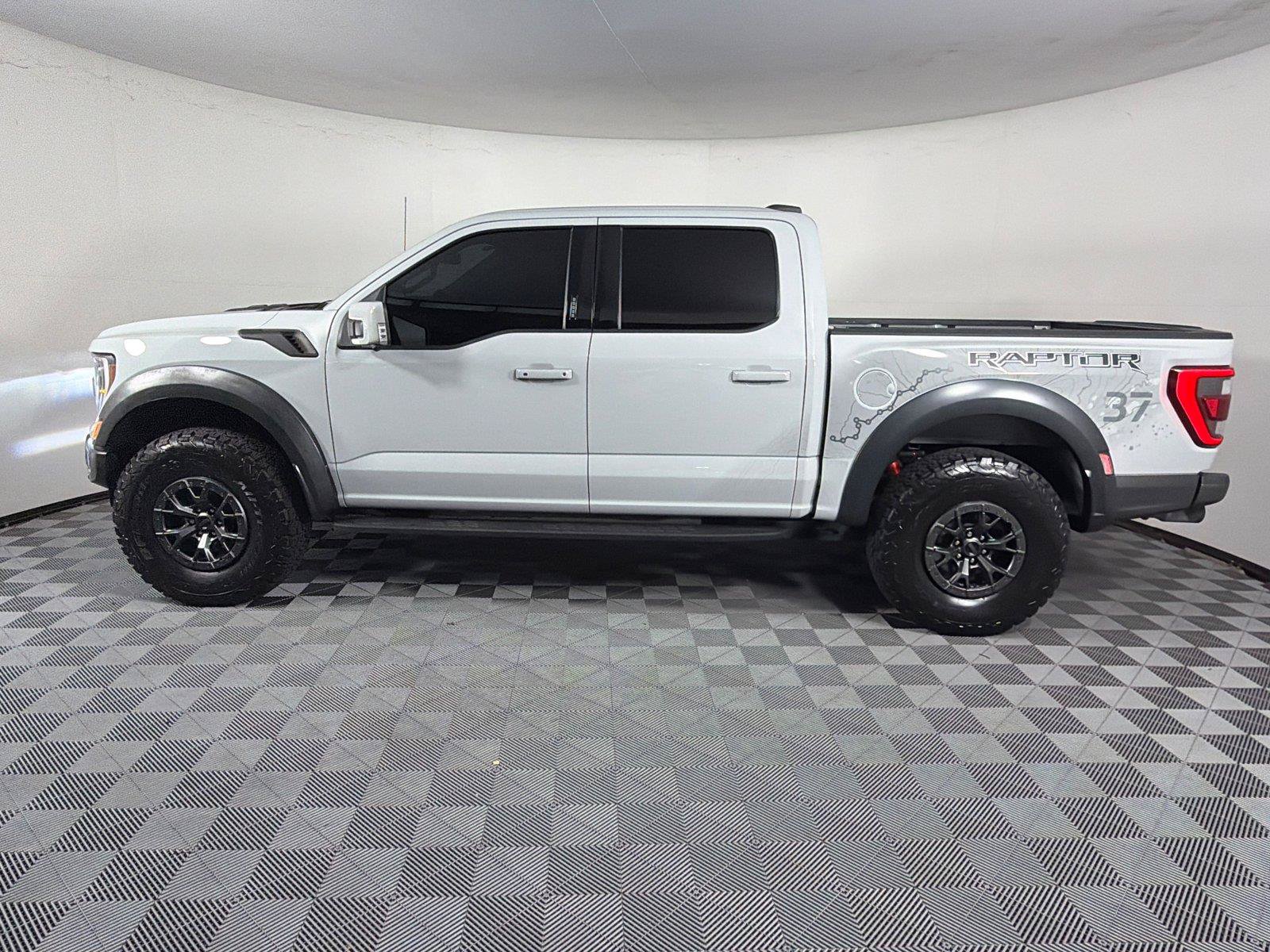Certified 2023 Ford F150 Raptor w/ Raptor 37 Performance Package AWD/4WD image 4