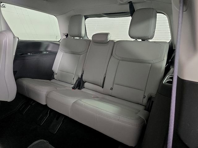 Certified 2025 Ford Expedition Active AWD/4WD image 12
