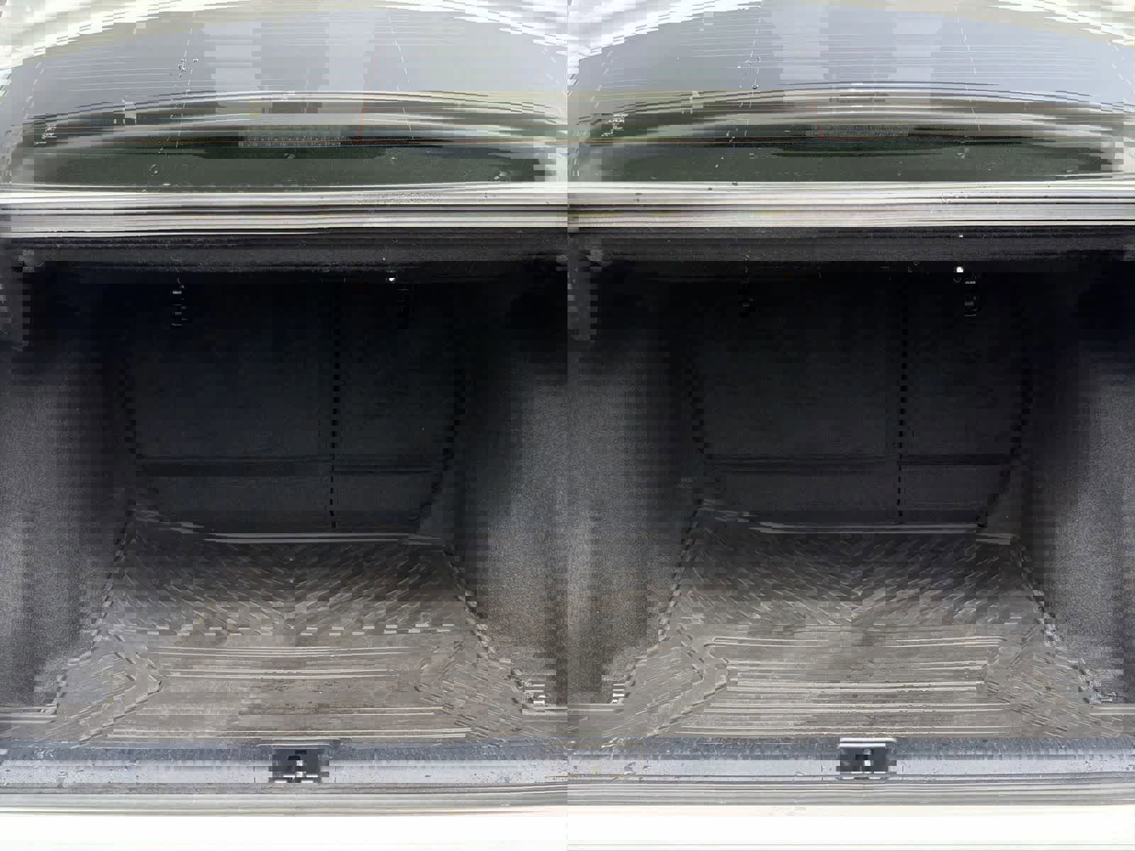 Used 2022 Lexus IS 350 F Sport w/ Accessory Package image 36