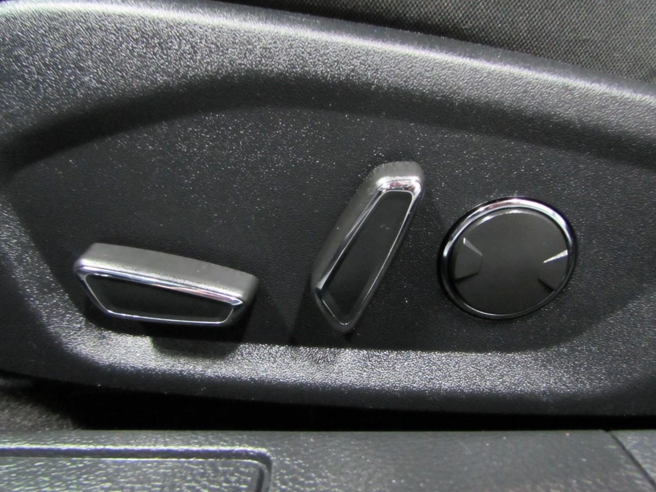 Certified 2020 Ford Fusion SE FWD image 20