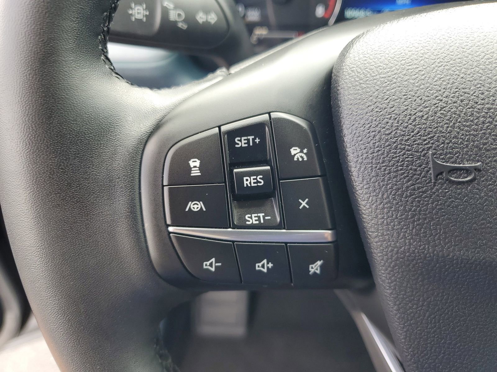 Certified 2024 Ford Maverick Lariat w/ 4K Tow Package AWD/4WD image 19
