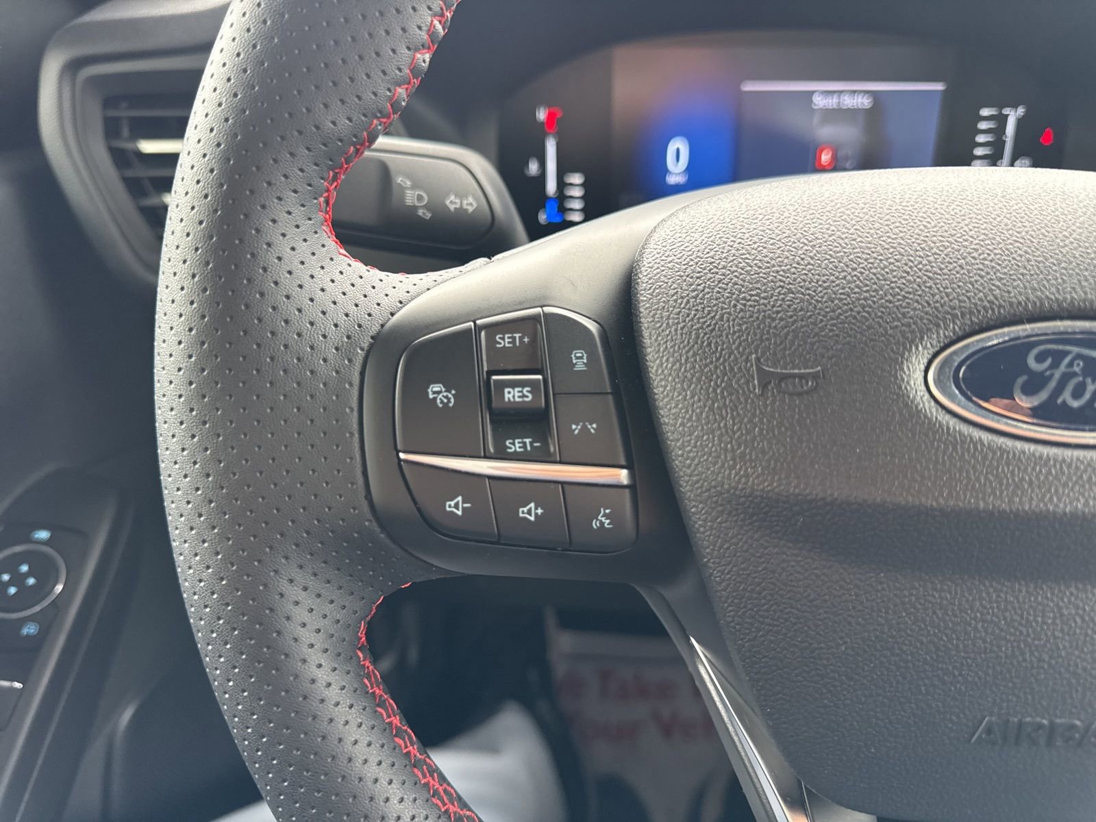 Certified 2024 Ford Escape ST-Line w/ Tech Pack #1 image 29