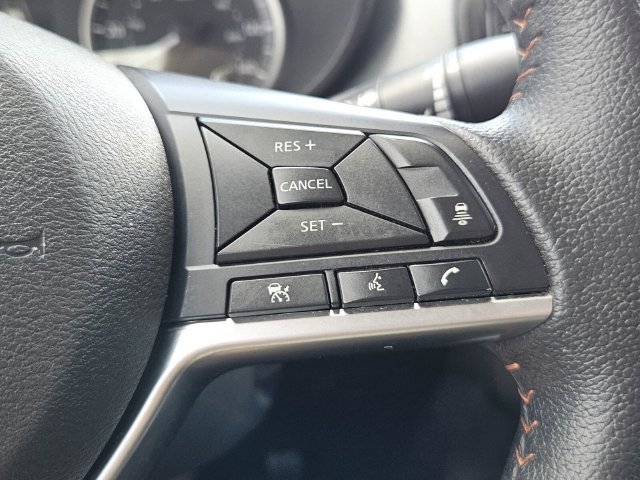 Used 2023 Nissan Versa SR w/ Trunk Package FWD image 31