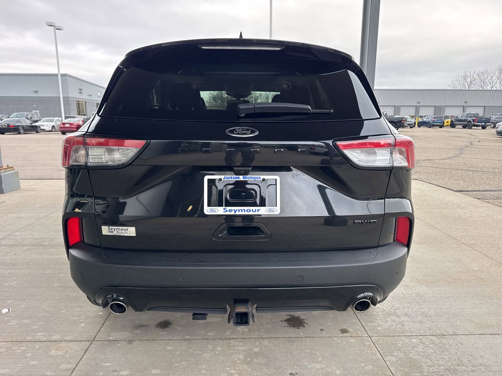 Certified 2022 Ford Escape SEL w/ SEL Stealth AWD Package image 3