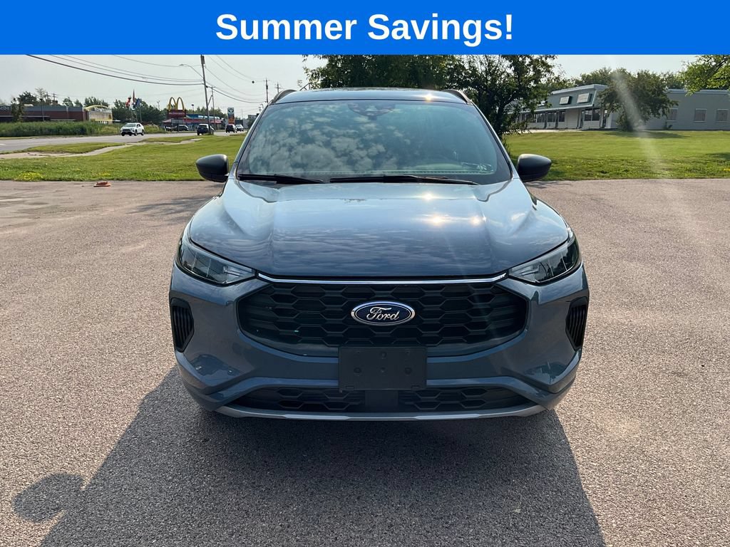 Certified 2023 Ford Escape ST-Line w/ Tech Pack #1 AWD/4WD image 10