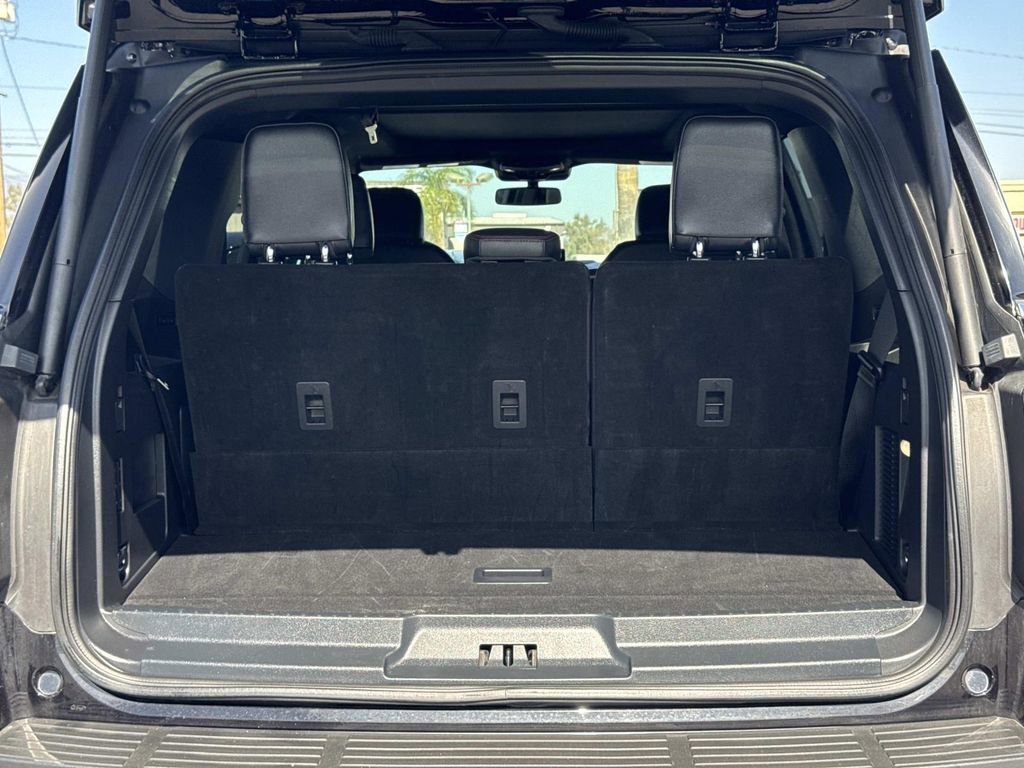 Certified 2022 Ford Expedition Limited image 27