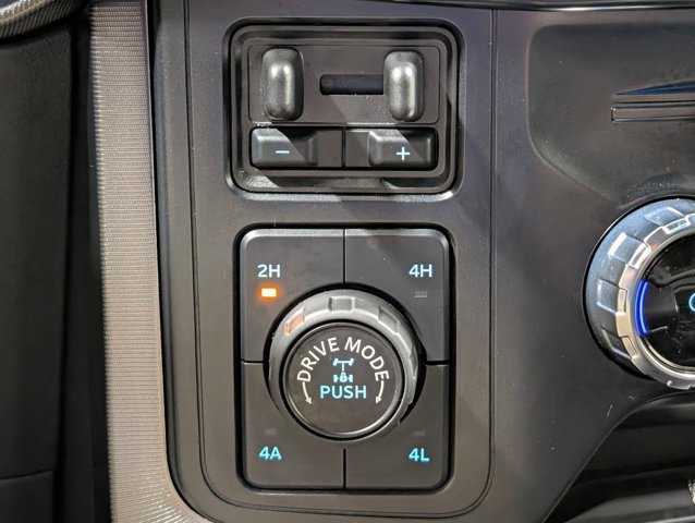 Certified 2024 Ford F150 Platinum w/ FX4 Off-Road Package AWD/4WD image 8