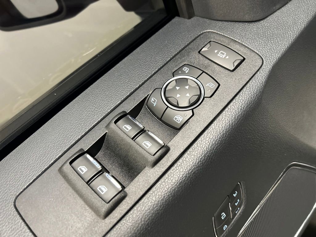 Certified 2022 Ford F250 Platinum image 39