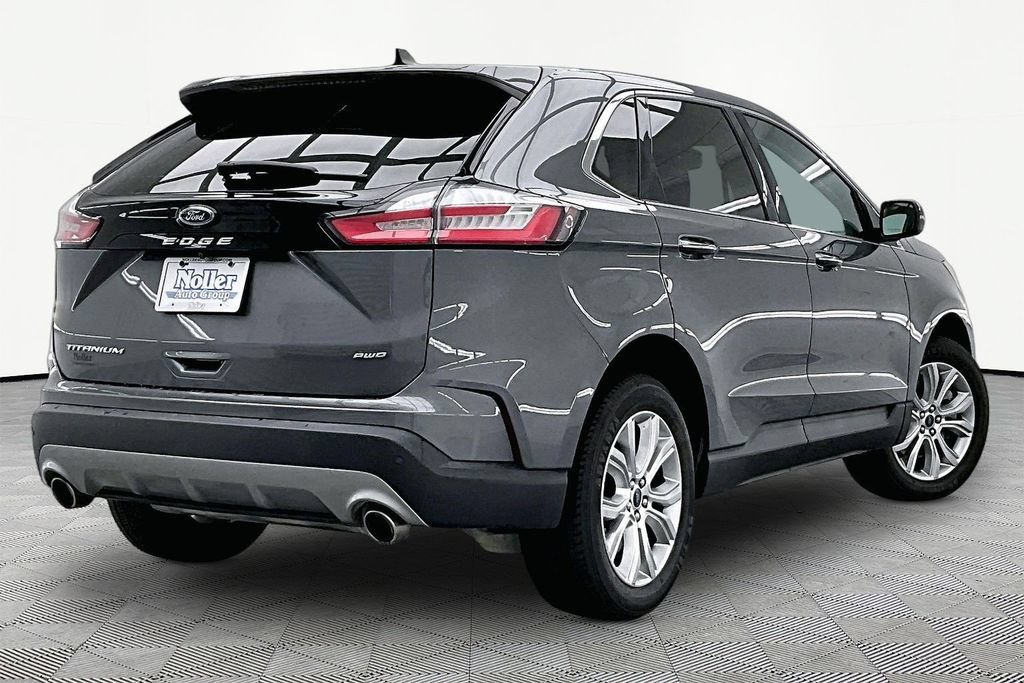 Certified 2022 Ford Edge Titanium AWD/4WD image 2