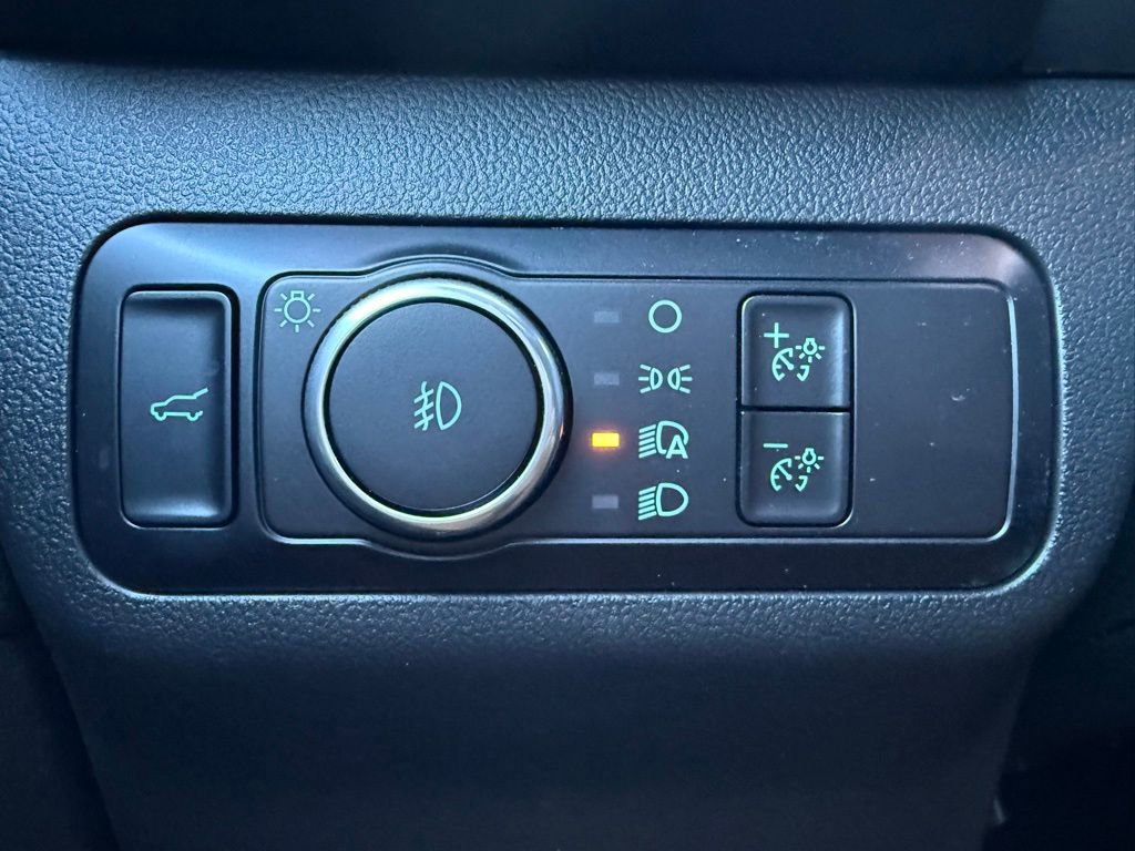 Certified 2023 Ford Escape ST-Line Select w/ Tech Pack #2 image 23