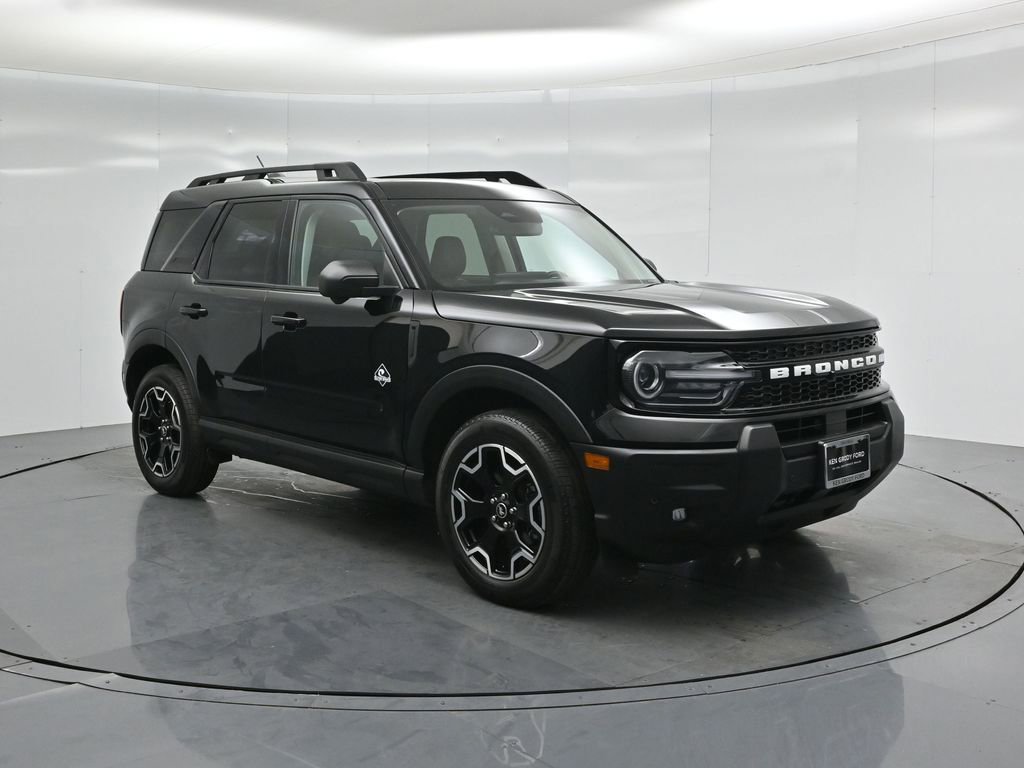 Certified 2025 Ford Bronco Sport Outer Banks w/ Outer Banks Tech Package+ AWD/4WD image 59
