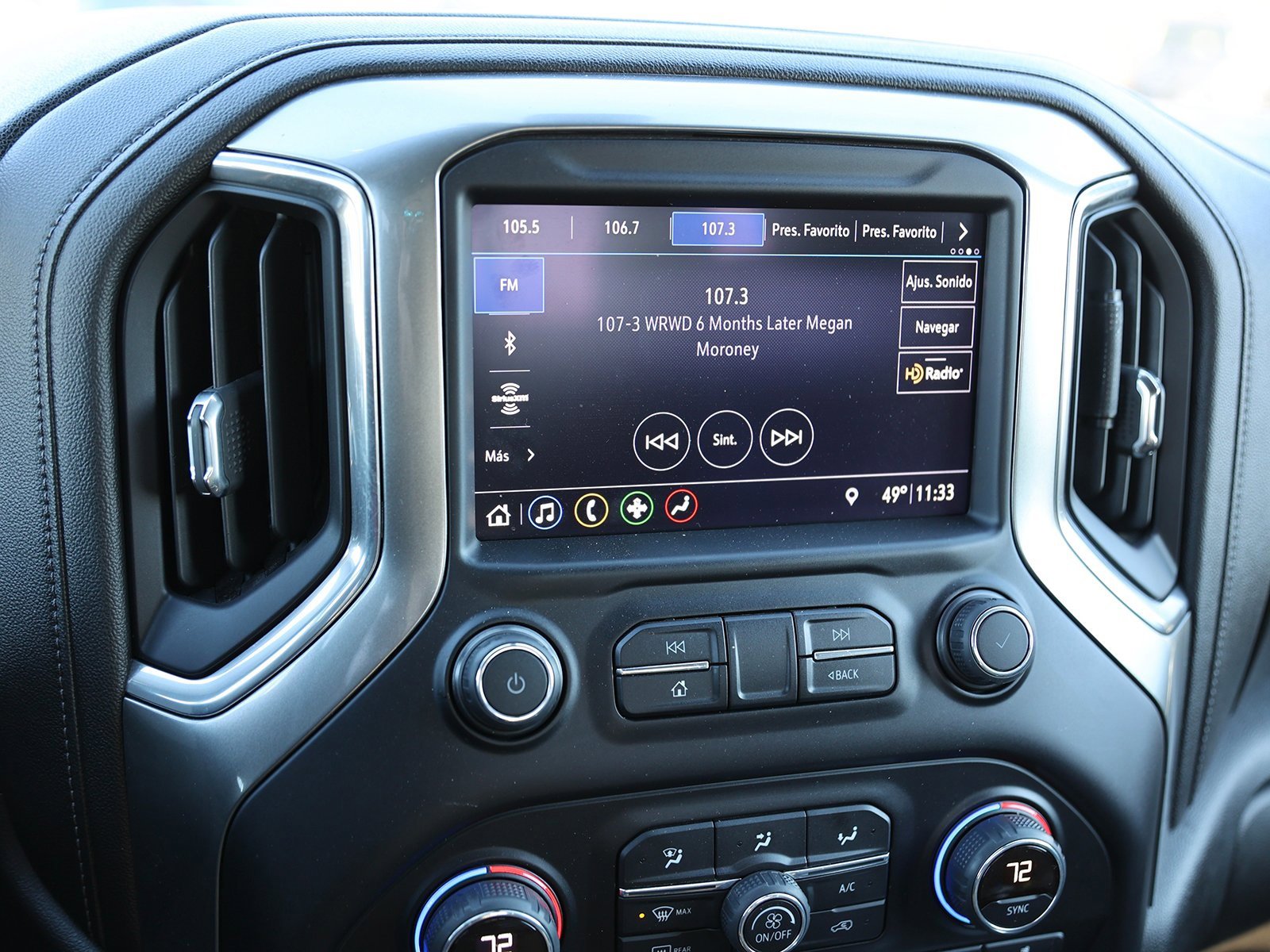 Used 2019 Chevrolet Silverado 1500 RST image 25